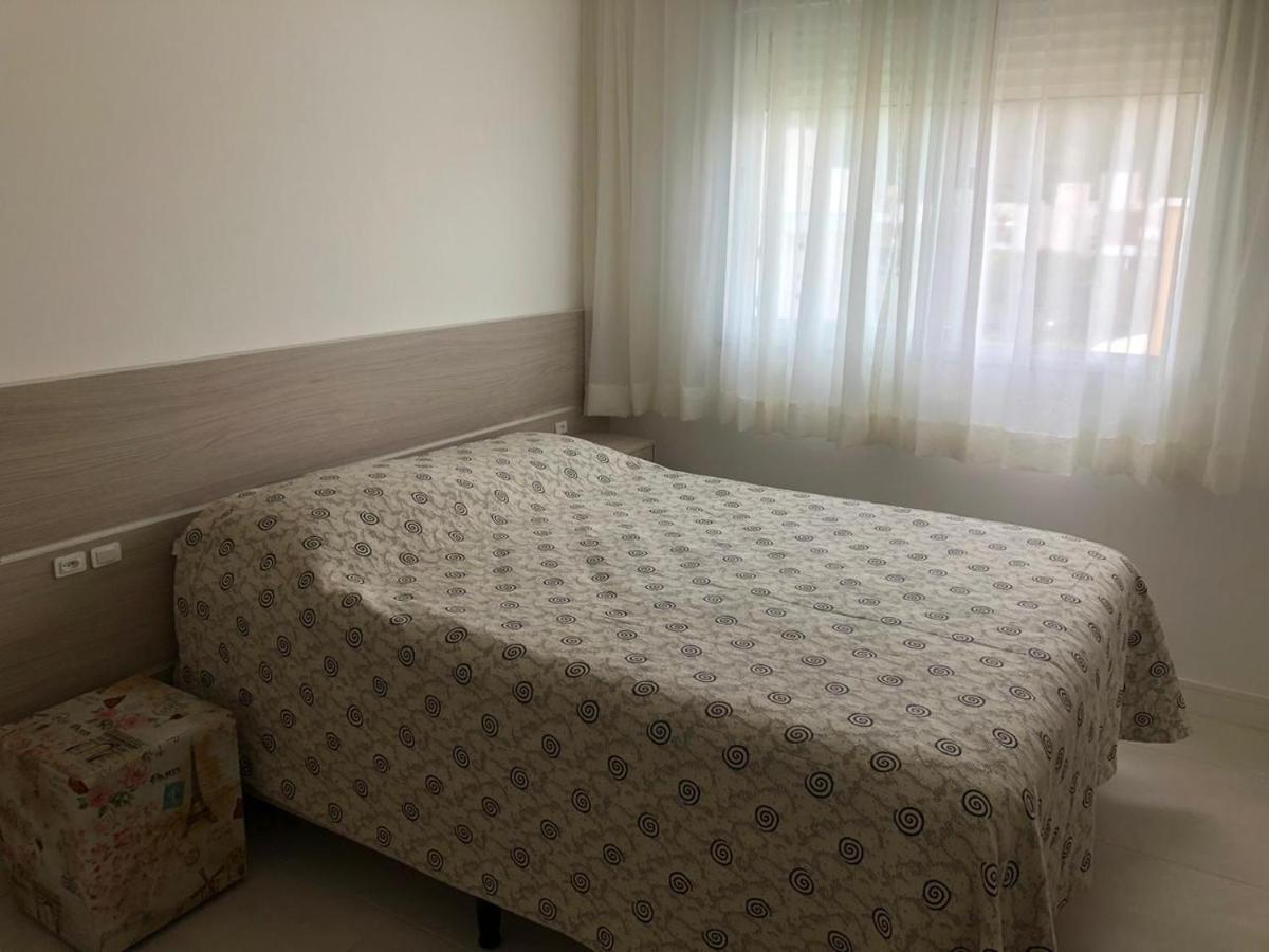 Lindo Apartamento Praia De Palmas Apartment Governador Celso Ramos Exterior photo